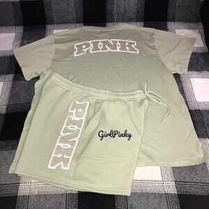 VS PINK IVY FLEECE CLASSIC FIT SHORTS & CAMPUS LOGO TEE IN GARDEN GREEN XS-XXL